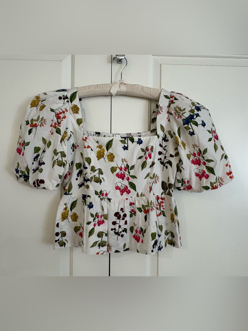 Cara Cara stretch cotton puff sleeve peplum top